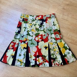 VIOLET skirt Floral Fit Pleats Vibrant red green 6